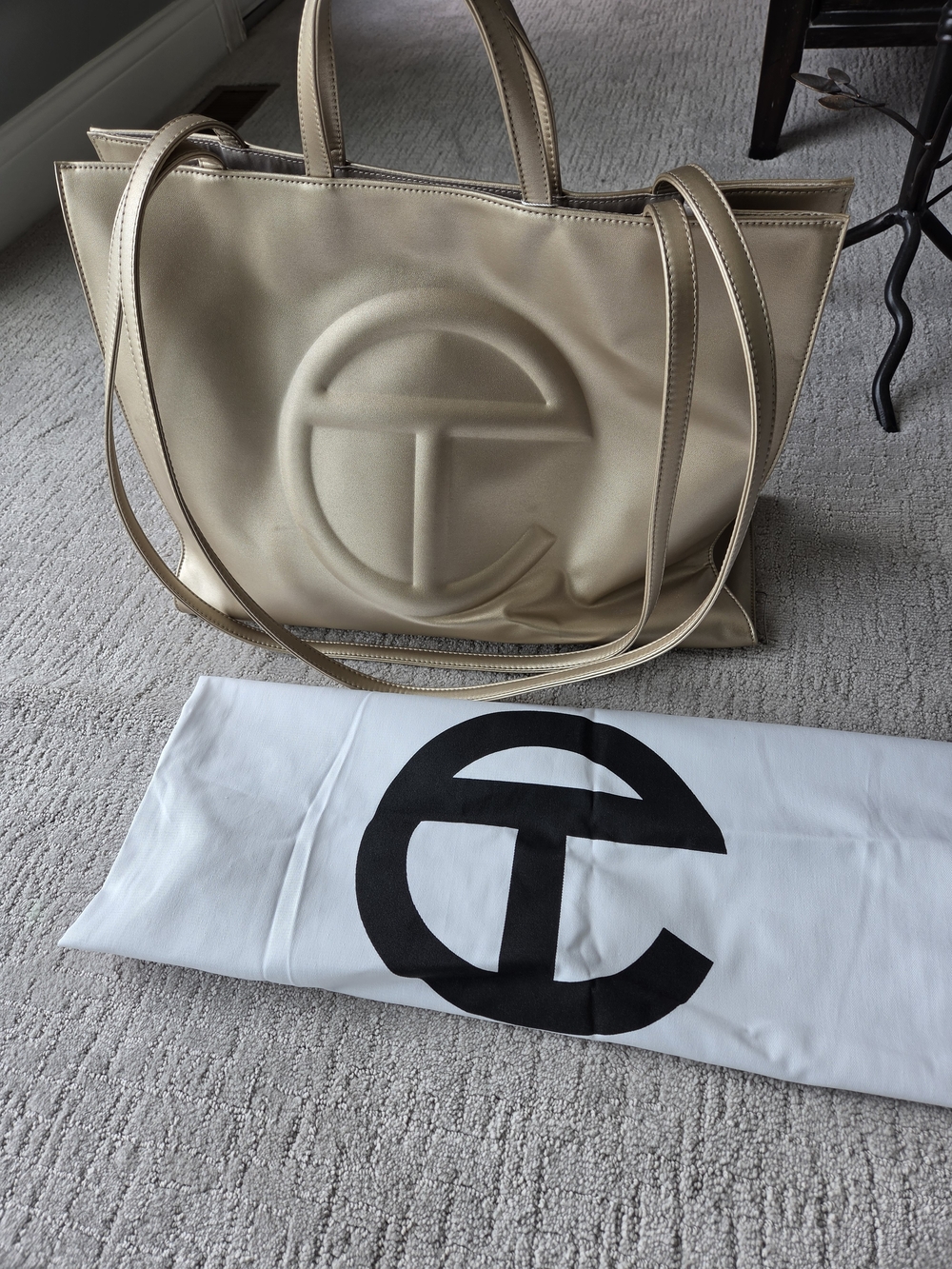 Telfar Metallic Gold Large Logo Tote - Picture 3 of 3
